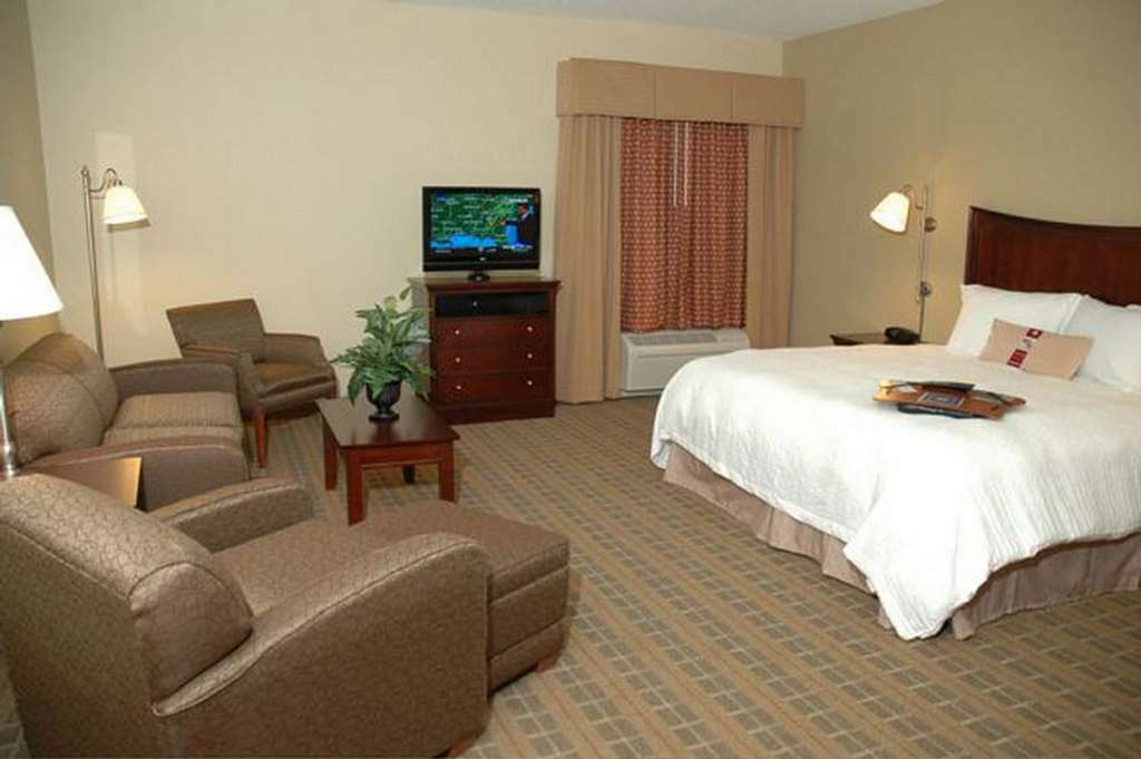 Hampton Inn Charlotte Monroe Quarto foto